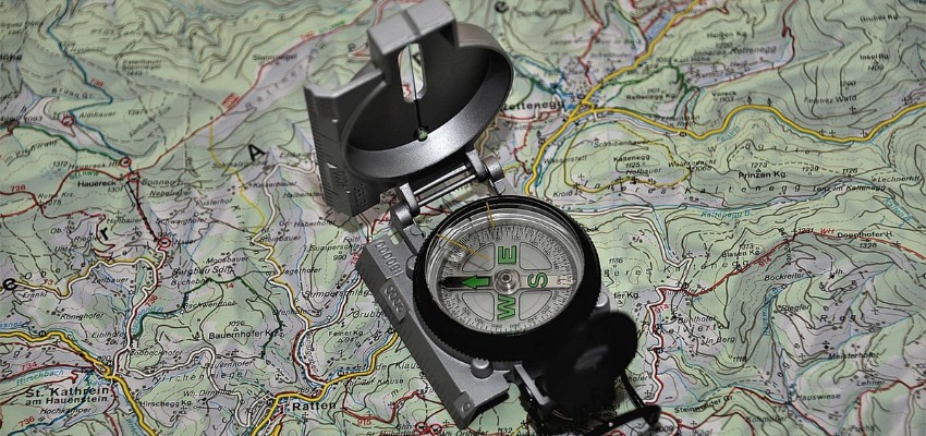 Compass.jpg