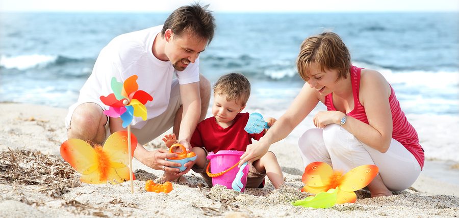 Family-On-The-Beach-Risks-e1556292666328-1.jpg