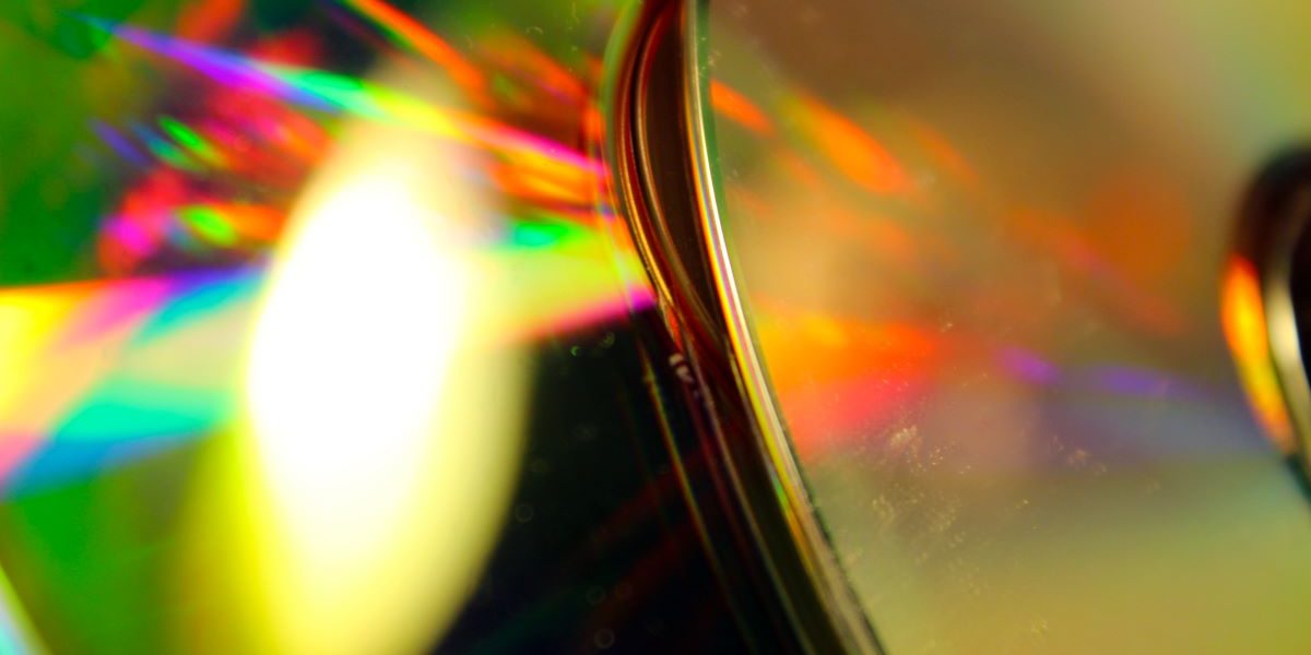CDs - abstract-music-web-iStock-1204467224