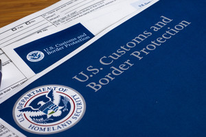 This image has an empty alt attribute; its file name is US-Customs-and-Border-Protection_GettyImages-483740270.jpg
