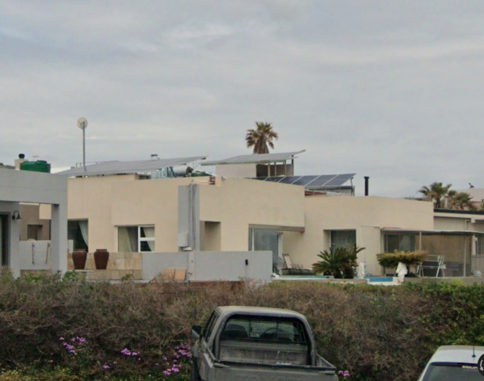 solar-panels-on-house Solar panels on house roof can pay for itself in 2 years