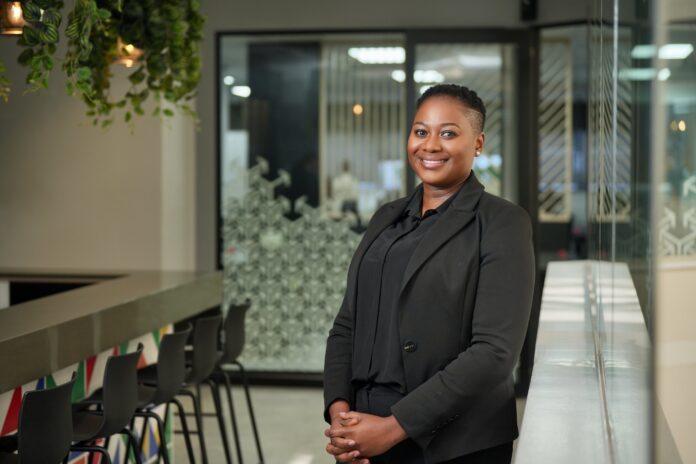 Fikile Sibiya from e4 Fikile Sibiya from e4